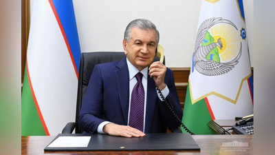 Изрображение 'Шавкат Мирзиёев поздравил по телефону Владимира Путина с Днем России'