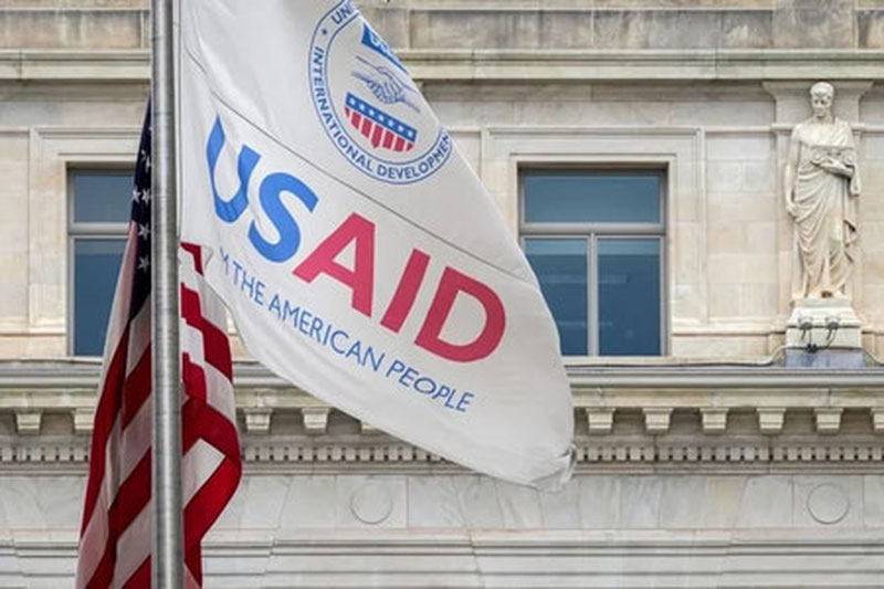 'АҚШ Украинадаги USAID ходимларини ишдан бўшатмоқда'ning rasmi