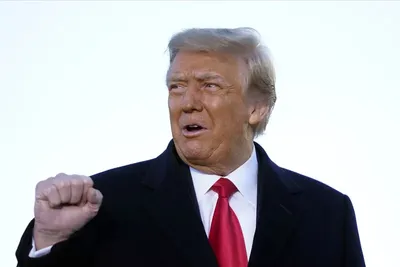 'Трамп АҚШ тарихидаги энг узоқ — 43 кунлик “шатдаун”ни якунлади'ning rasmi