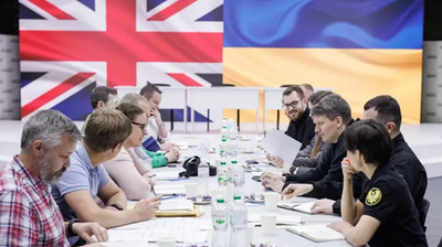 'Британия Россиянинг музлатилган активлари ҳисобидан Украинага 3 млрд доллар беради'ning rasmi