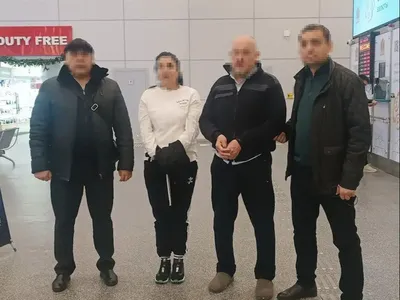 'Халқаро қидирувда бўлган икки нафар айбланувчи Грузиядан Ўзбекистонга экстрадиция қилинди'ning rasmi