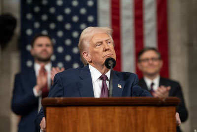 'Трамп Гренландия учун Европага божларни оширди'ning rasmi
