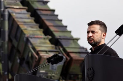 'Зеленский: АҚШ Украинага эмас, Яқин Шарққа 20 мингта ракета юборди'ning rasmi