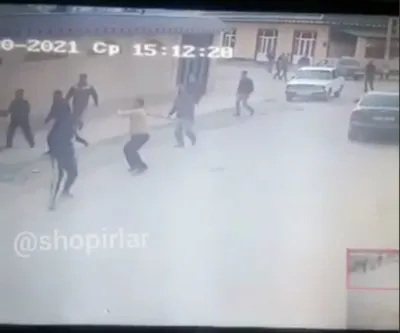 'Сурхондарёдаги оммавий жанжалда 3 киши пичоқлангани бўйича маълумот берилди. Пичоқбозликка аёл сабаб бўлган'ning rasmi