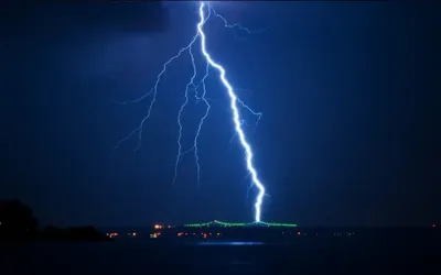 Image of 'In Kazakhstan, a father and son died after being struck by lightning.'