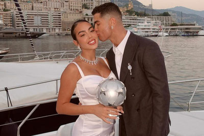 Image of 'The marriage contract between Ronaldo and Georgina has been disclosed.'