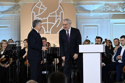 Изрображение 'Лидерам Узбекистана, Кыргызстана и Таджикистана вручили премию мира имени Льва Толстого'