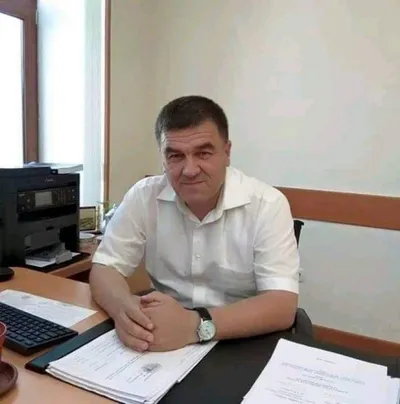 '"Наҳотки, депутатларимиз шунчалик лоқайд, шунчалик дунёқараши тор?! “Давлат тили хақида”ги қонунга бундай муносабатда бўлишингиз миллат учун хоинлик!"'ning rasmi