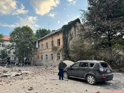 'Россия армияси Ғарбий Украинани нишонга олди — Лвовда ҳалок бўлганлар бор'ning rasmi