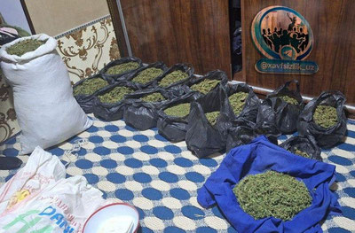 Изрображение 'В одном из домов Кашкадарьи нашли мешки с 20 кг марихуаны'