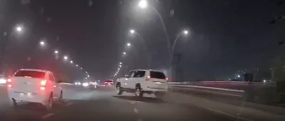 Изображение 'В Ташкенте 19-летний водитель Toyota потерял управление и врезался в Tracker'