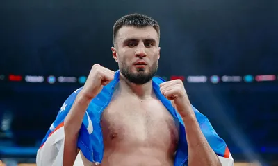 Изображение 'Баходир Джалолов победил Соломона Дакреса на ринге в Лондоне'