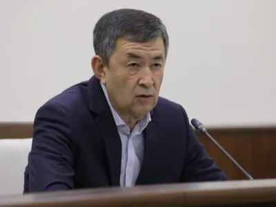 'Таълим ва илм-фан вазирига ходимларни суҳбат асосида ишга қабул қилиш ваколати берилади'ning rasmi