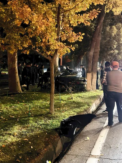 Изображение 'В Ташкенте 21-летний водитель Lacetti врезался в дерево'