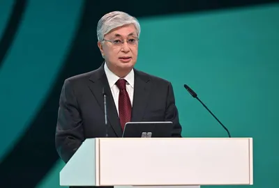 '"Дунё ишонч инқирози даврига кирди" — Тоқаев'ning rasmi